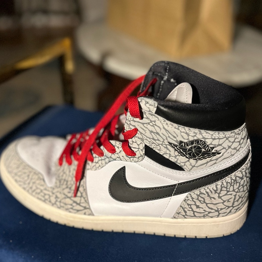 Air Jordan 1 retro high OG “White Cement”